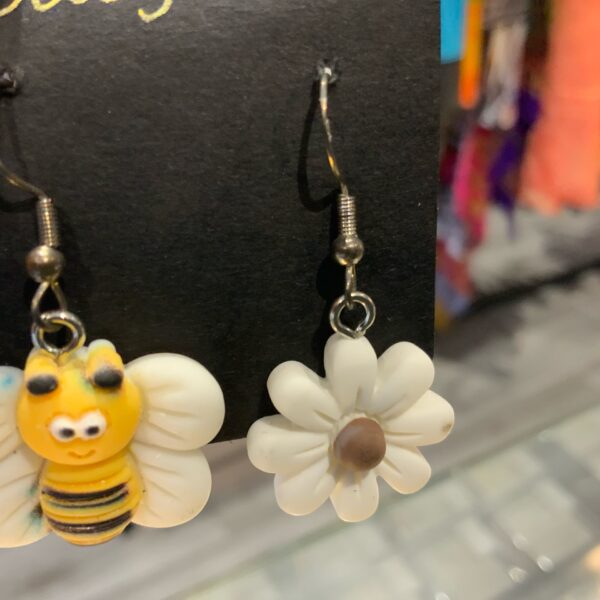 Bee And Daisy Earrings